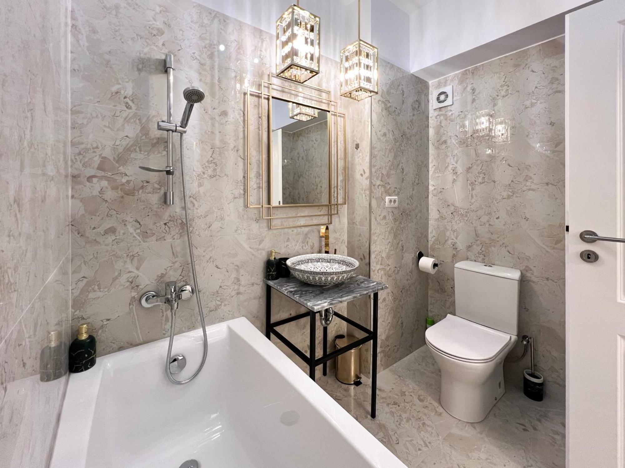 Happy Studio By Rh Living Bukares Bagian luar foto