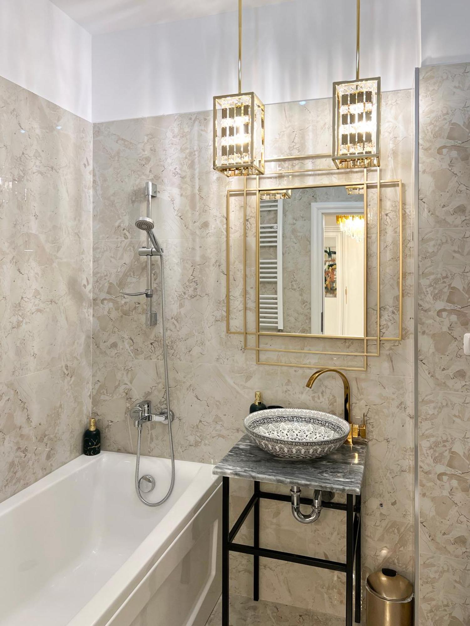 Happy Studio By Rh Living Bukares Bagian luar foto